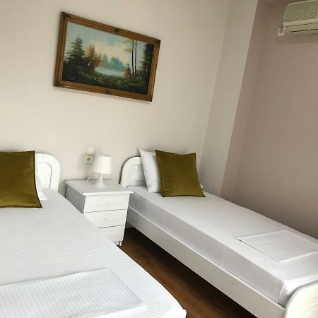 Joy Hotel Saranda Kültér fotó