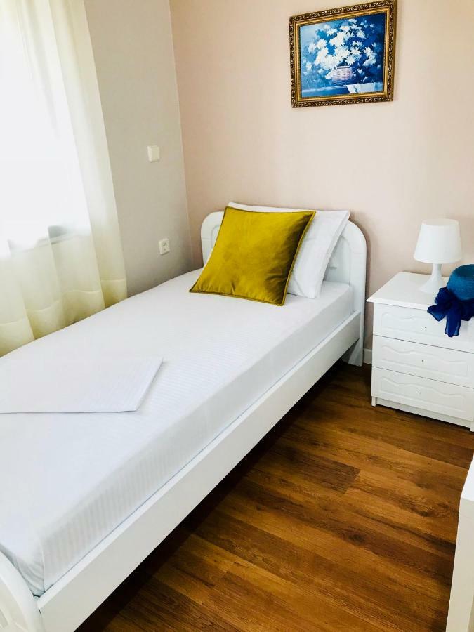 Joy Hotel Saranda Kültér fotó