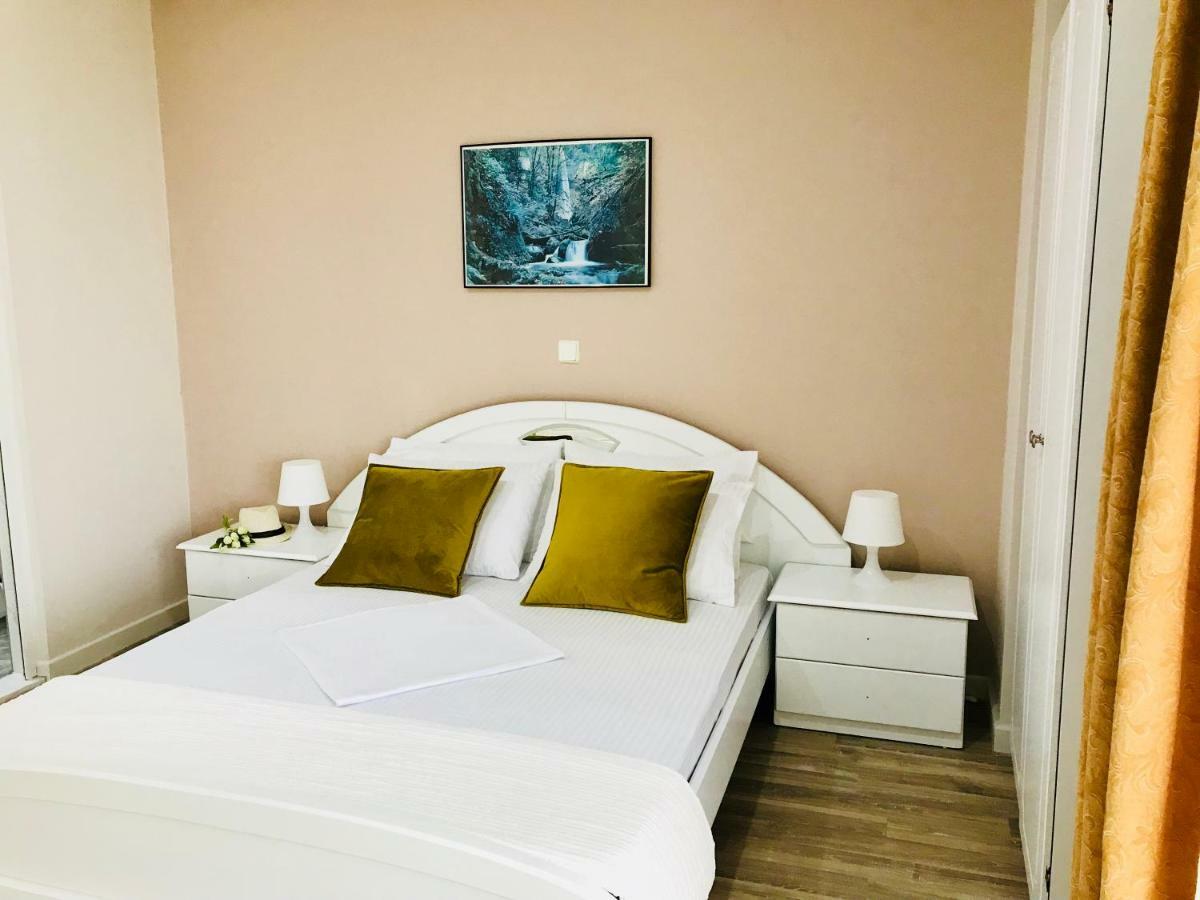 Joy Hotel Saranda Kültér fotó
