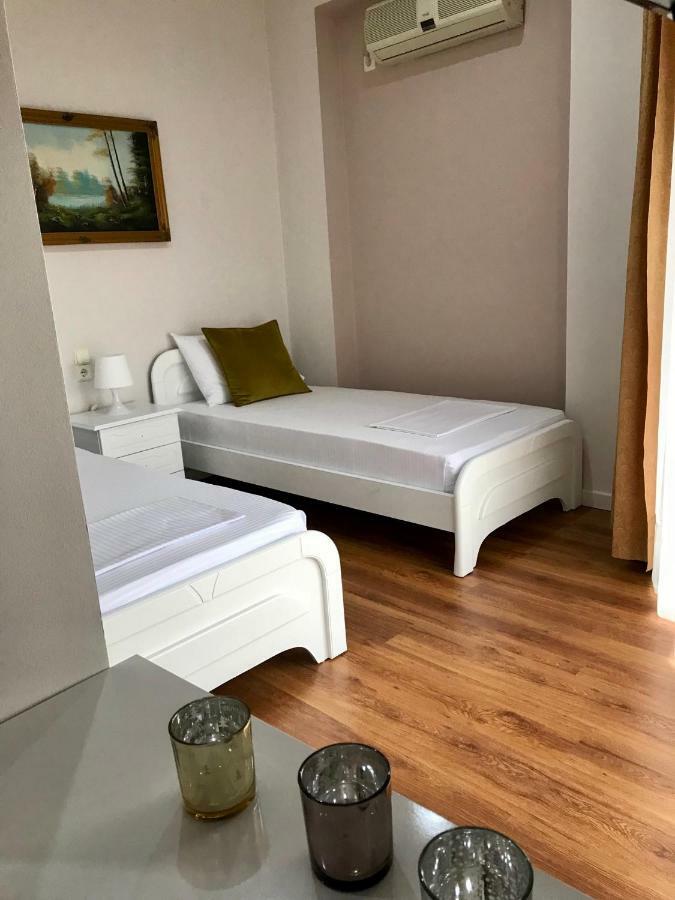 Joy Hotel Saranda Kültér fotó