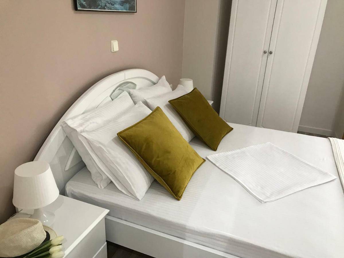 Joy Hotel Saranda Kültér fotó