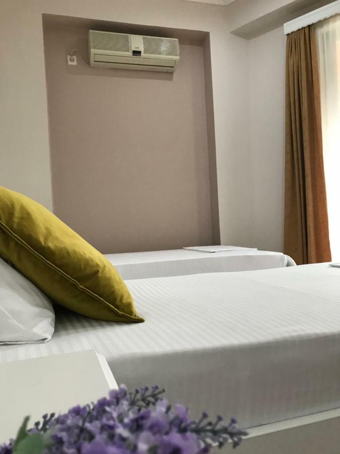 Joy Hotel Saranda Kültér fotó