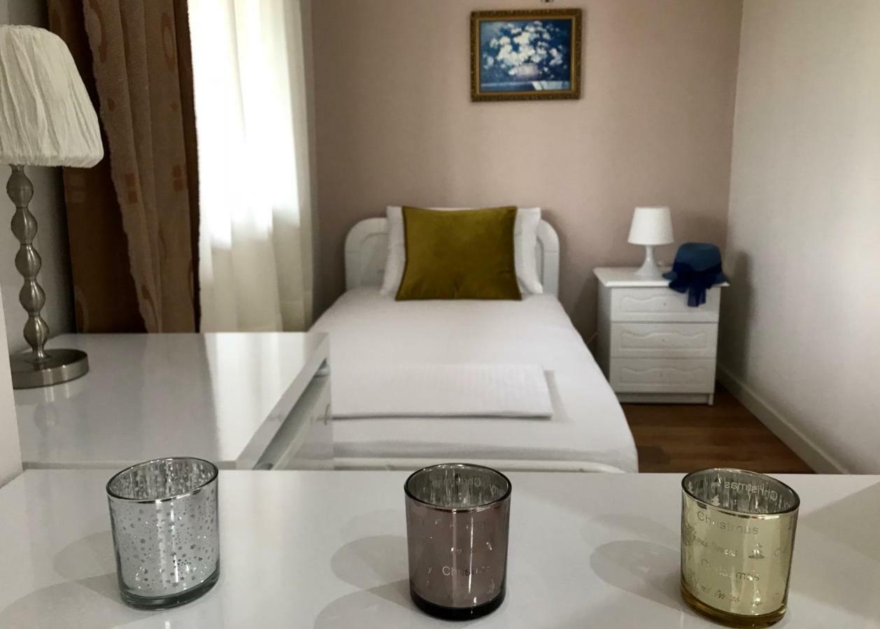 Joy Hotel Saranda Kültér fotó