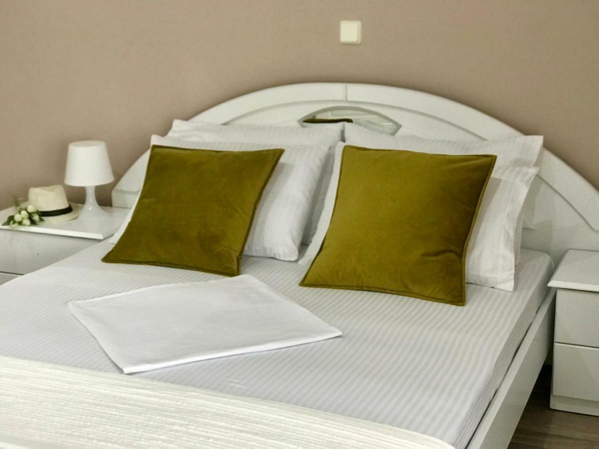 Joy Hotel Saranda Kültér fotó